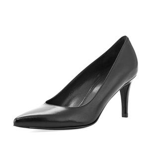 Stuart Weitzman ✧ Pinot Mid-Heel Pointed Pump